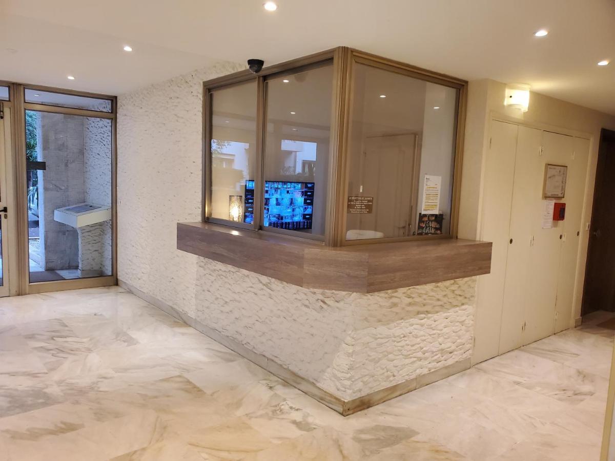 2P relooking, croisette et plage, parking gratuit, acceuil 5 stars, excellent rapport qualité prix Cannes Extérieur photo